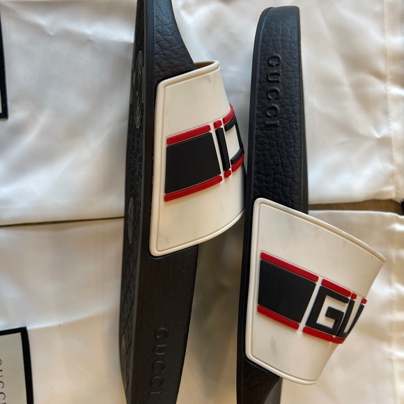 Gucci Logo Stripe Slides - Picture 3 of 7